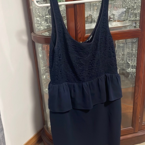 Dress used good as new - Picture 1 of 5